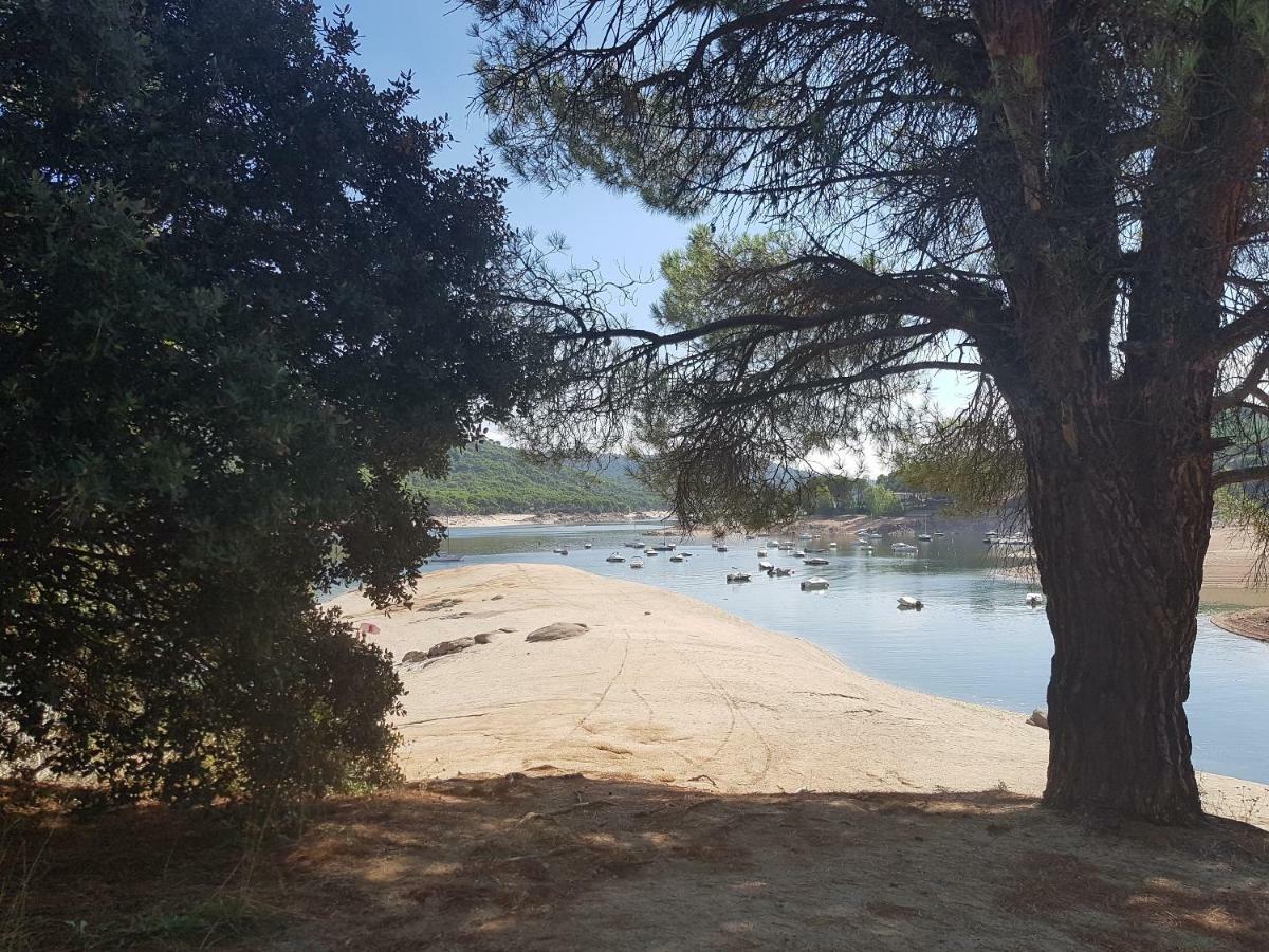 Retiro Chic Frente Al Lago - A 1 Hora De Madrid, Pantano De San Juan Сан-Мартин-де-Вальдейглесьяс Экстерьер фото